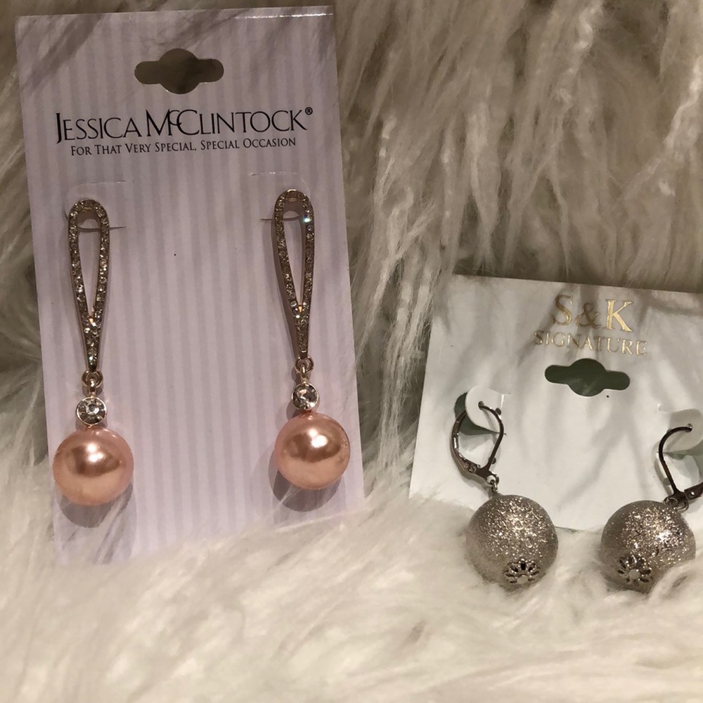 NWOT Costume Earrings